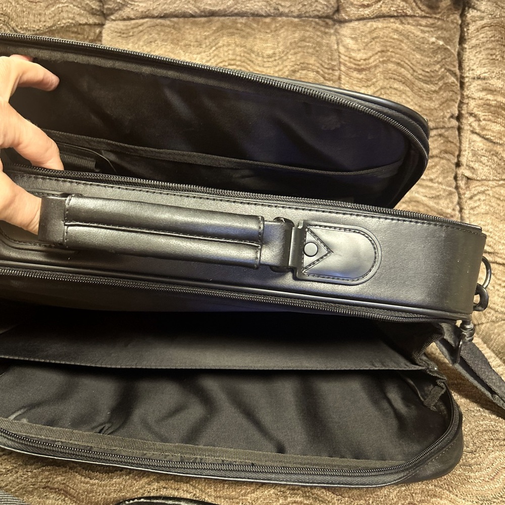 Ionic faux leather laptop messenger black bag